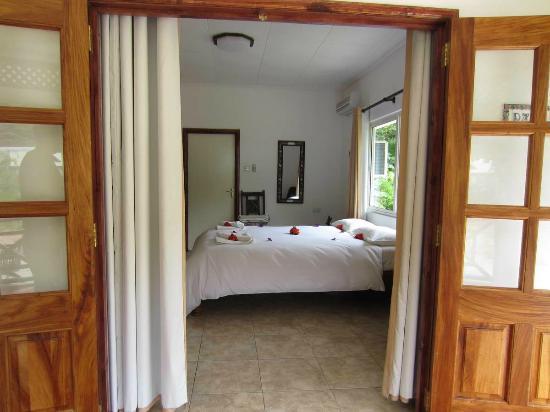 Paodise Guesthouse La Digue Exterior photo